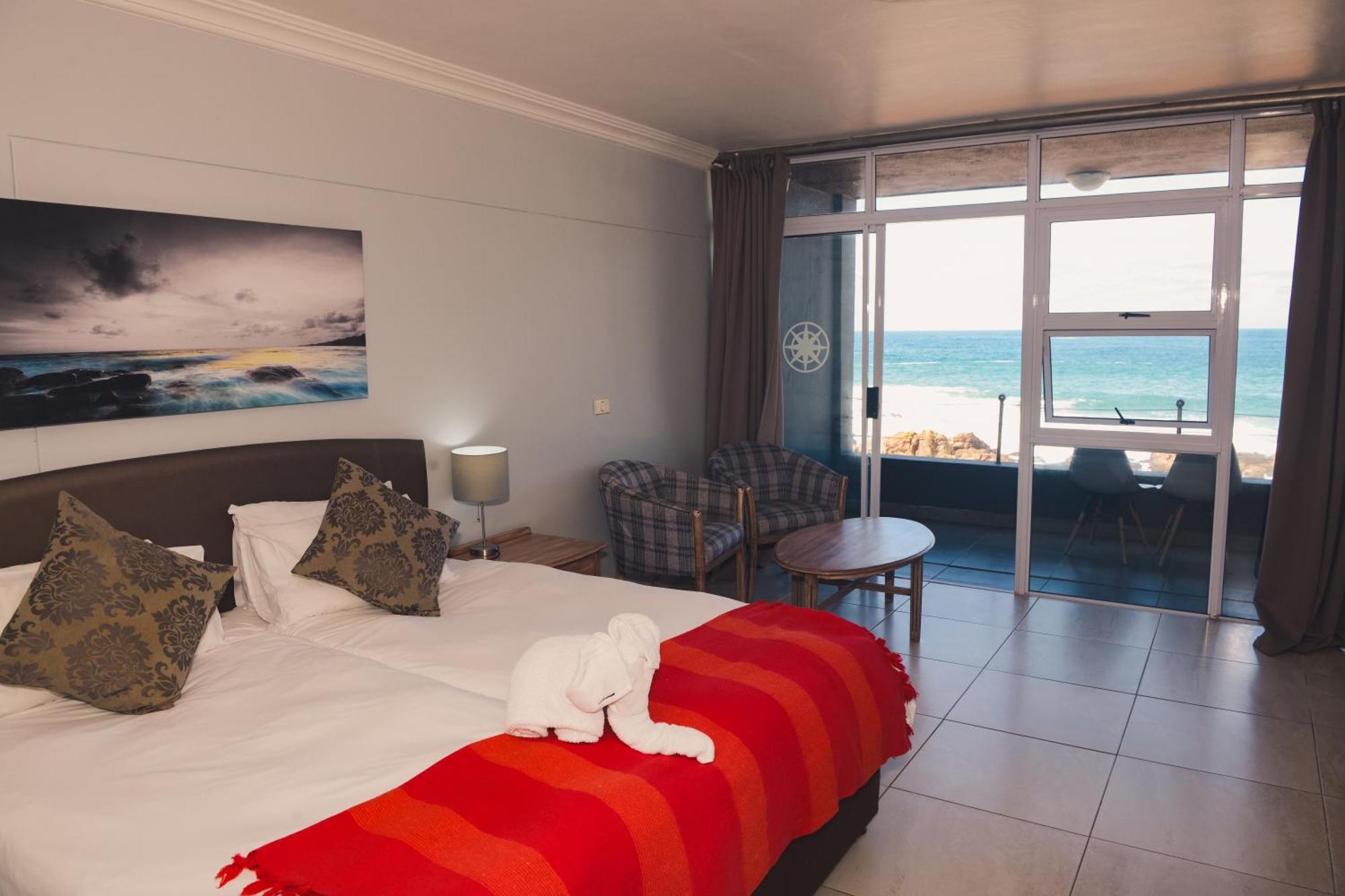 The Point Hotel & Spa Mossel Bay Extérieur photo