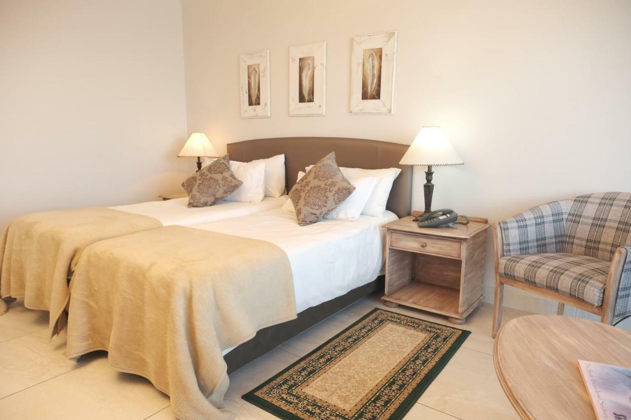The Point Hotel & Spa Mossel Bay Extérieur photo